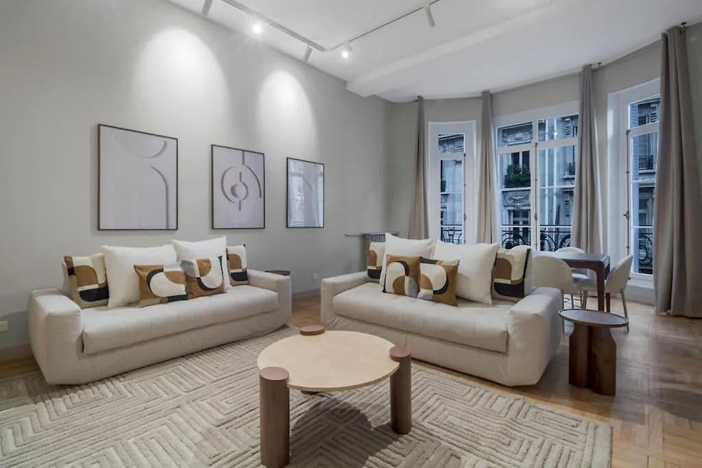 2B.Appart 6Pers#2Bedrooms#Victorhugo#Arcdetriomphe Parijs 0*,