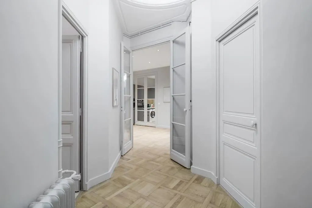 2B.Appart 6Pers#2Bedrooms#Victorhugo#Arcdetriomphe パリ 0*,  フランス